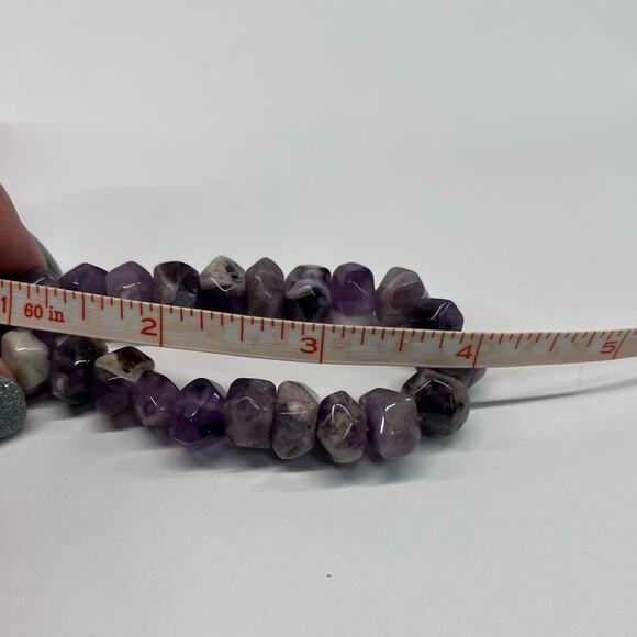 Amethyst Violet Purple Colored Womens Stretch Stone Bracelet - Picture 3 of 4